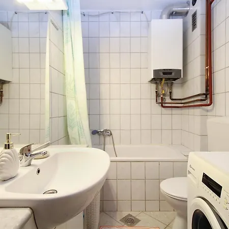 Jadranka 2400 דירה