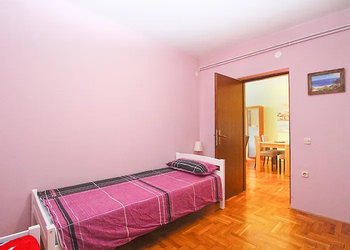 Jadranka 2400 Apartman *